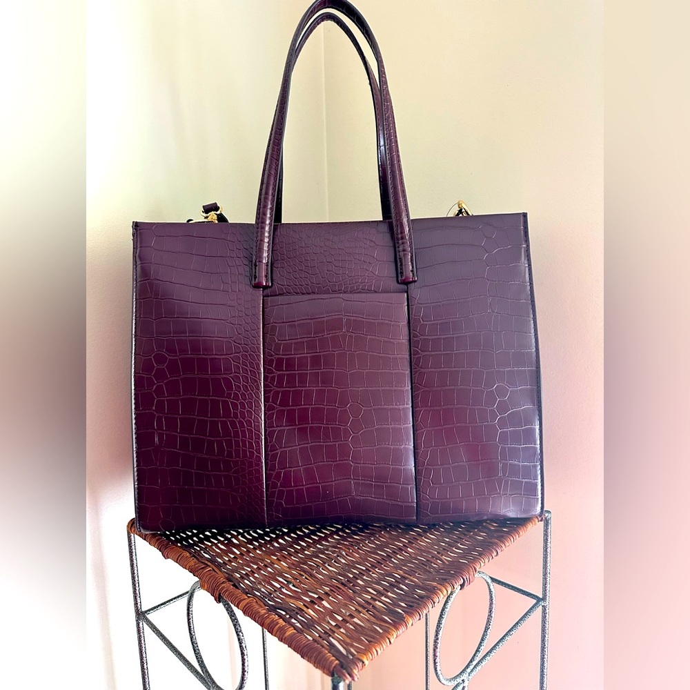 🆕Jason Wu Black Cherry Croc| NWT| details in description - Picture 4 of 5